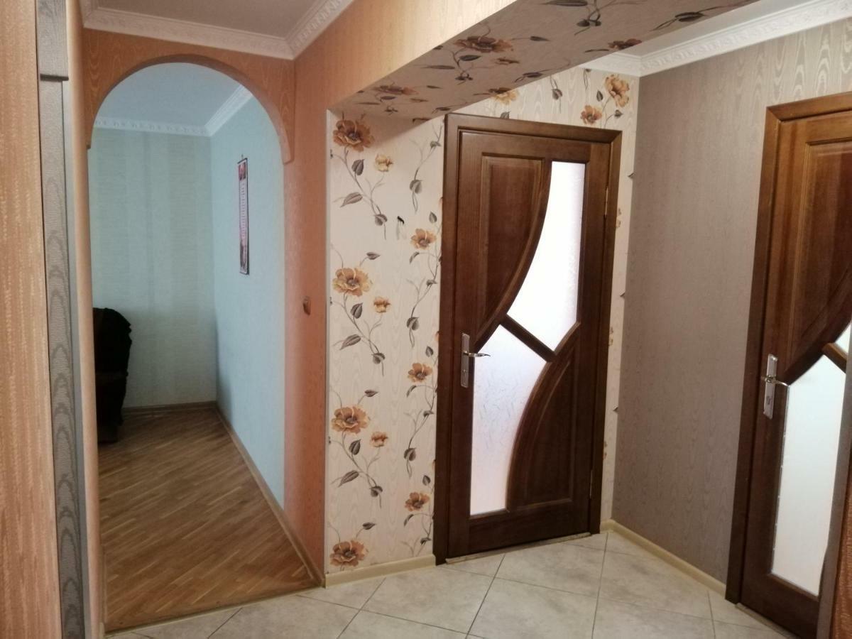 Тихая Квартира В Центре Ковеля Kovel' Exterior photo